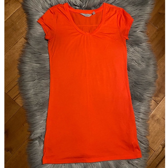 Athleta Tops - Athleta Red-Orange Essence CYA Short Sleeve Long Length Tee Size SSX